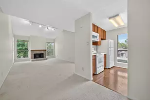 7900 N Stadium Dr, Houston, TX 77030 - Photo 4