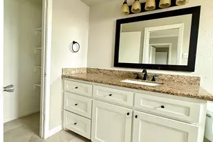 1518 Wirt Rd, Houston, TX 77055 - Photo 6