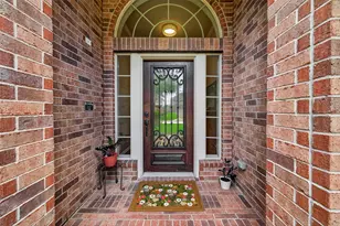 6031 Oxford Lake Dr, Rosenberg, TX 77471 - Photo 2