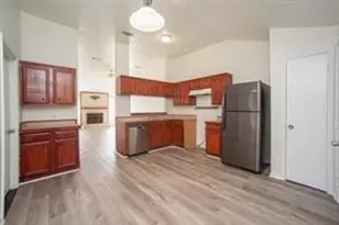 16906 Canary St, Conroe, TX 77385 - Photo 4