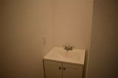 307 S 79th Street, Houston, TX 77012 - Photo 24