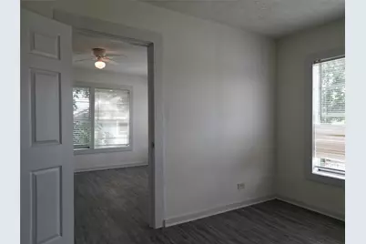 307 S 79th Street, Houston, TX 77012 - Photo 18