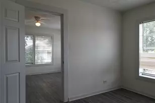 307 S 79th St, Houston, TX 77012 - Photo 18