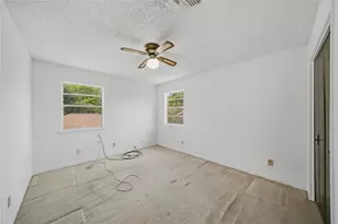 12358 Gainsborough Dr, Houston, TX 77031 - Photo 16