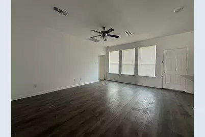 11134 Beverley Park St, Sugar Land, TX 77498 - Photo 8