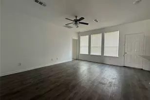 11134 Beverley Park St, Sugar Land, TX 77498 - Photo 8