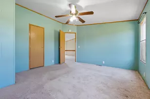 128 Hill Top Ln, Huntsville, TX 77320 - Photo 16