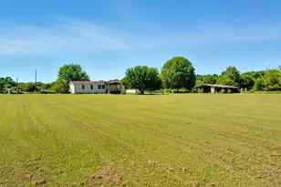 128 Hill Top Ln, Huntsville, TX 77320 - Photo 26