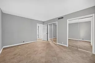 2601 Bellefontaine St, Houston, TX 77025 - Photo 16