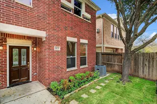 2211 Roy St, Houston, TX 77007 - Photo 2
