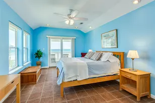 22915 Gulf Dr, Galveston, TX 77554 - Photo 20