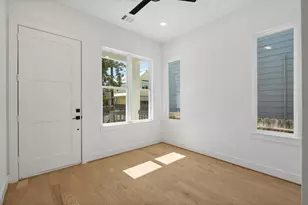 1103 E 37th St, Houston, TX 77022 - Photo 12
