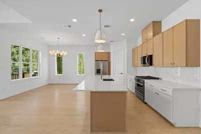 1103 E 37th Street, Houston, TX 77022 - Photo 2