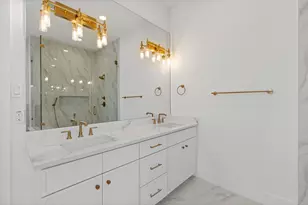 1103 E 37th St, Houston, TX 77022 - Photo 34