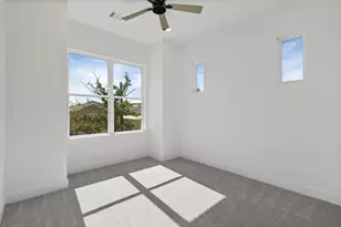 1103 E 37th St, Houston, TX 77022 - Photo 36