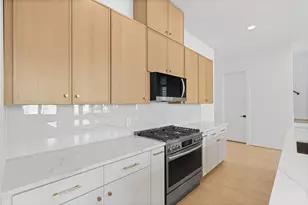 1103 E 37th St, Houston, TX 77022 - Photo 10