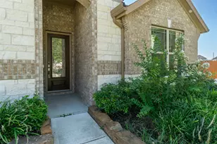 2572 Ravenna Ct, Friendswood, TX 77546 - Photo 4