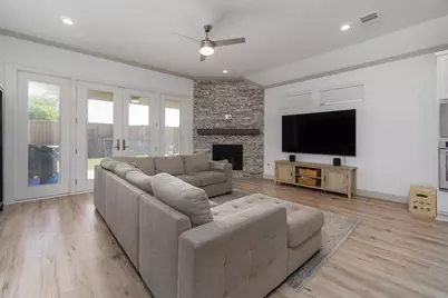 2572 Ravenna Court, Friendswood, TX 77546 - Photo 10