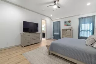 2572 Ravenna Ct, Friendswood, TX 77546 - Photo 18