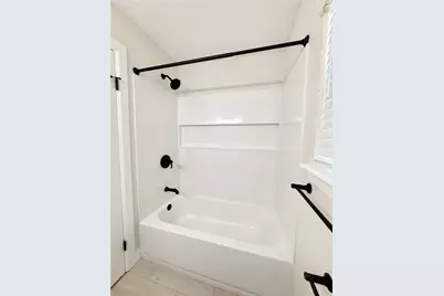 1429 Northview Drive, Angleton, TX 77515 - Photo 24