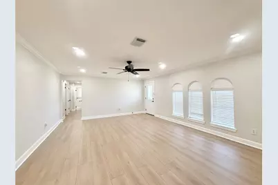 1429 Northview Drive, Angleton, TX 77515 - Photo 2