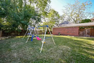 9731 New Kent Drive, Sugar Land, TX 77498 - Photo 20