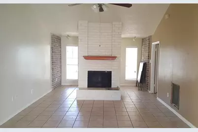 10423 Tenneco Drive, Houston, TX 77099 - Photo 2