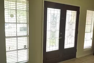 10423 Tenneco Dr, Houston, TX 77099 - Photo 4