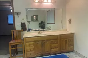 400 S Center St, Buffalo, TX 75831 - Photo 10