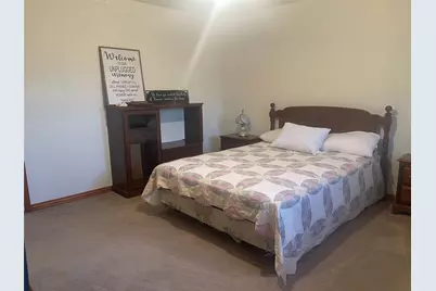 400 S Center Street, Buffalo, TX 75831 - Photo 12