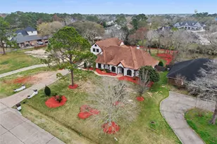 1205 Tall Pines Dr, Friendswood, TX 77546 - Photo 46
