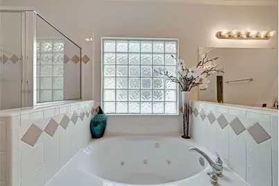 5917 Dolores Street #D, Houston, TX 77057 - Photo 18