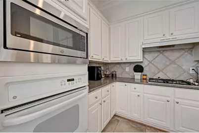 5917 Dolores Street #D, Houston, TX 77057 - Photo 14