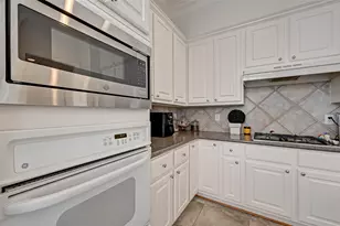 5917 Dolores St, Houston, TX 77057 - Photo 14