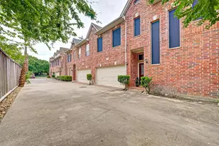 5917 Dolores St, Houston, TX 77057 - Photo 2