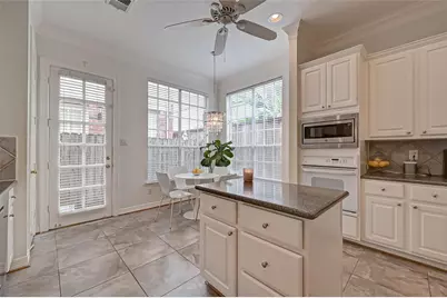 5917 Dolores Street #D, Houston, TX 77057 - Photo 10