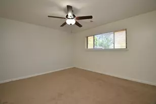 2711 Williamsburg Dr, Dickinson, TX 77539 - Photo 26