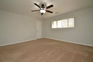 2711 Williamsburg Dr, Dickinson, TX 77539 - Photo 24