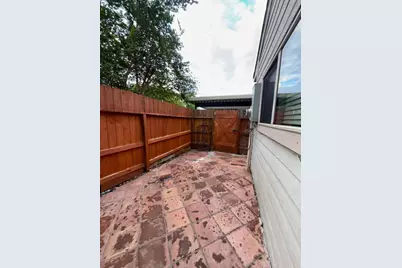 9353 Westwood Village #42, Houston, TX 77036 - Photo 8