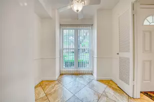 13376 Trail Hollow Dr, Houston, TX 77079 - Photo 10
