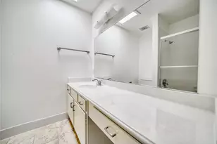 13376 Trail Hollow Dr, Houston, TX 77079 - Photo 18