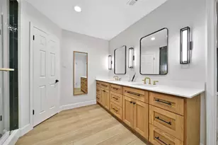 2415 Brookmere Dr, Houston, TX 77008 - Photo 24