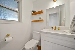 2415 Brookmere Dr, Houston, TX 77008 - Photo 28