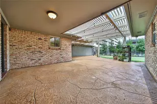 2415 Brookmere Dr, Houston, TX 77008 - Photo 32