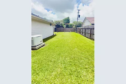 4804 Country Club View, Baytown, TX 77521 - Photo 30