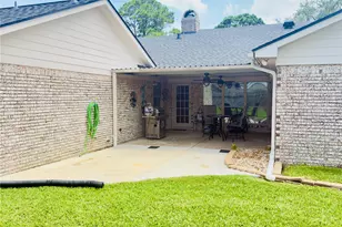 4804 Country Club View, Baytown, TX 77521 - Photo 32
