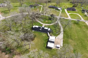 1504 Half Moon Dr, Wharton, TX 77488 - Photo 40
