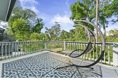775 Worthshire Street, Houston, TX 77008 - Photo 16