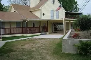 4700 W Bayshore Dr, Bacliff, TX 77518 - Photo 2