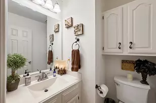 1501 W Castlewood Ave, Friendswood, TX 77546 - Photo 18